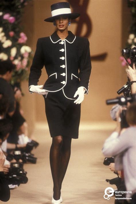 Yves Saint Laurent Spring 1990 Fashion Show 